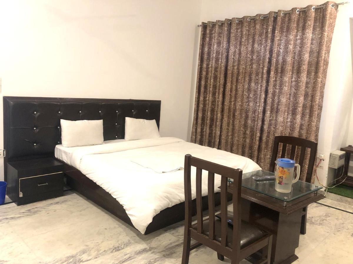 Hotel Shivanta Residency リシケーシュ エクステリア 写真